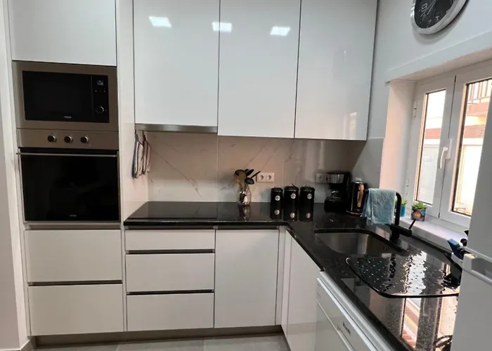 - Alda Do Mar * Назаре